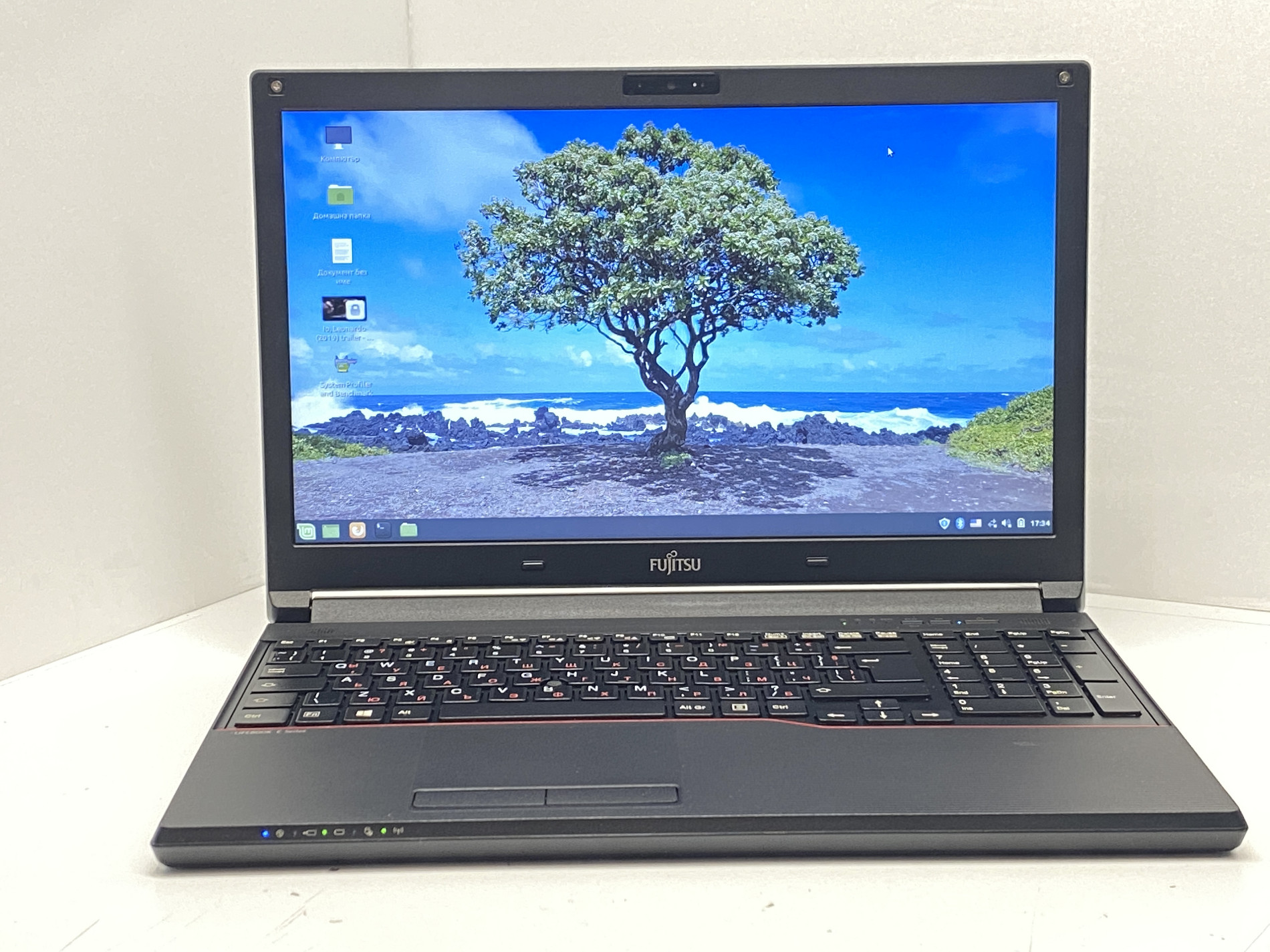 Лаптоп Fujitsu LIFEBOOK E556 15 6 i3 6100U 8GB 130GB клас А 11575