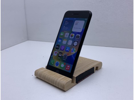 Apple iPhone SE (2nd gen) 64GB (клас А)