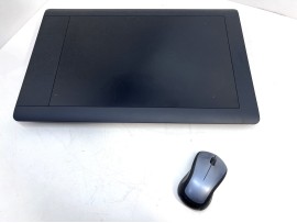 WACOM Intuos5 Touch PTH850 Large Pen Tablet 12.80" x 8" Active Area клас А
