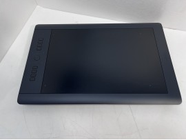 WACOM PTH-851 Intuos Pro Professional Pen - Touch Tablet (Black- Large) 12.80" x 8" Active Area клас А