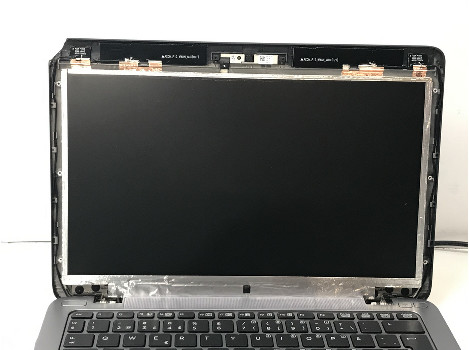 IVO M125NWN1 Екрани За Лаптопи - А клас, Незначително охлузена, петънце (Хубава)