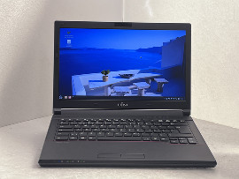 Лаптоп Fujitsu LIFEBOOK E546 14" i3-6100U 8GB 130GB клас А