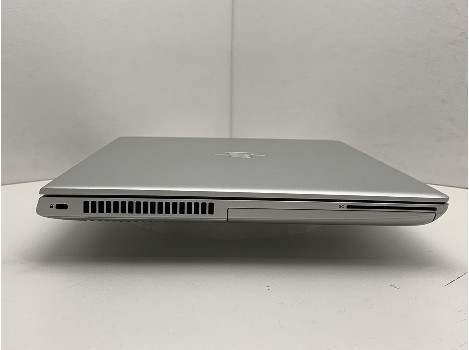 HP ProBook 650 G4 15.6" i3-8130U 8GB 260GB клас А