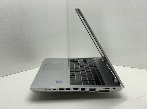 HP ProBook 650 G4 15.6" i3-8130U 8GB 260GB клас А