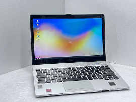 Лаптоп Fujitsu LIFEBOOK S935 13.3" Touch i7-5600U 12GB 510Gb клас Като Нов