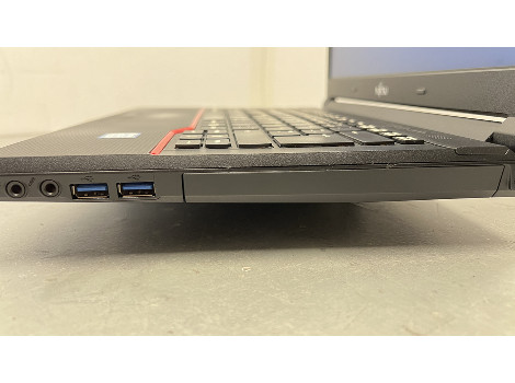 Fujitsu LIFEBOOK E546 14" i3-6100U 8GB 130GB клас А