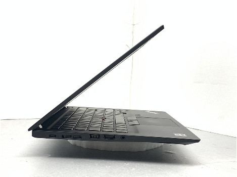 Lenovo ThinkPad T495s 14" touch Ryzen 5 PRO 3500U 16GB 260GB клас А