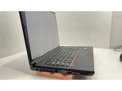 Fujitsu LIFEBOOK E546 14" i3-6100U 8GB 150GB