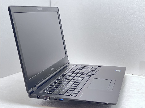 Fujitsu LIFEBOOK U758 15.6" i5-8250U 16GB 260GB клас А