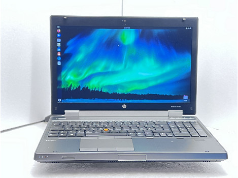 HP EliteBook 8570w 15.6" i7-3740QM 8GB 260GB клас А