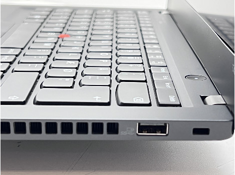 Lenovo ThinkPad T495s 14" touch Ryzen 5 PRO 3500U 16GB 260GB клас А