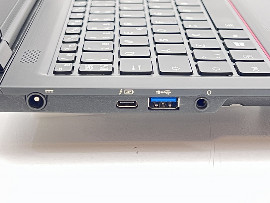 Лаптоп Fujitsu LIFEBOOK U729 12.5" i5-8265U 16GB 510GB клас А