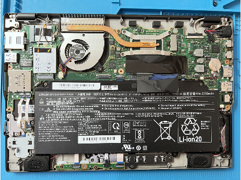 Fujitsu LIFEBOOK U9310 13.3" touch i5-10210U 16GB 260GB клас А