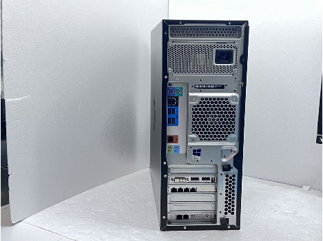 HP Z440 Xeon E5-1650 v3 16GB 260GB Quadro K2200 4GB