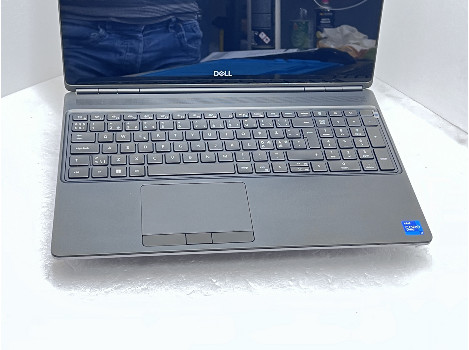 Dell Precision 7560 15.6" touch i7-11850H 32GB 1020GB клас А