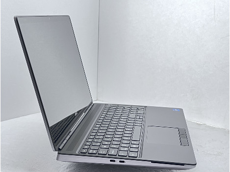 Dell Precision 7560 15.6" touch i7-11850H 32GB 1020GB клас А