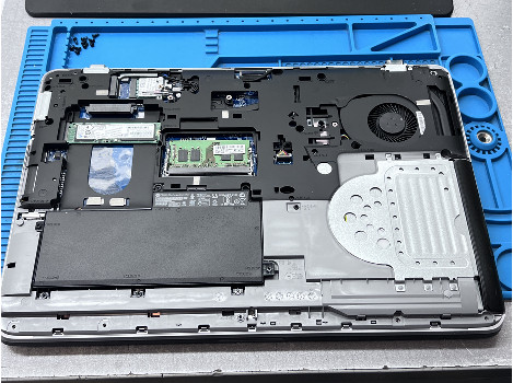 HP ProBook 650 G3 15.6" i5-7200U 8GB 260GB клас А