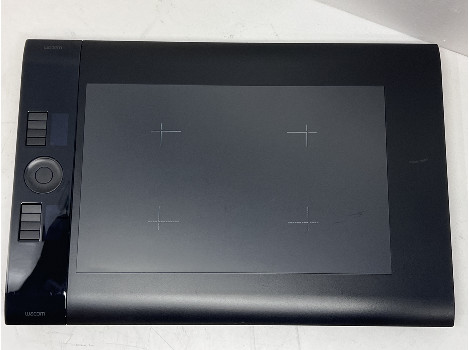 WACOM PTK-840 Intuos4 Digital Tablet (Large) 12.80" x 8" Active Area клас А
