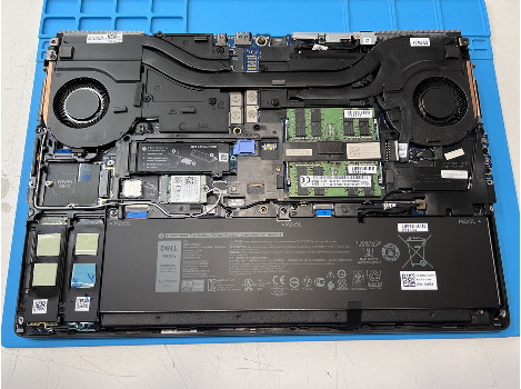 Dell Precision 7550 15.6" Touch i7-10850H 64GB 510GB клас А