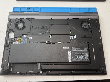 HP ZBook Fury 17 G8 17" i7-11850H 32GB 510GB клас А
