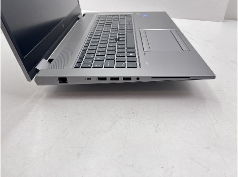 HP ZBook Fury 17 G8 17" i7-11850H 32GB 510GB клас А