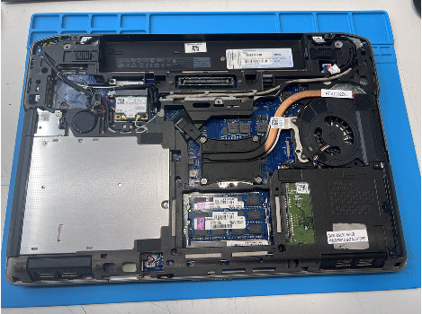 Dell Dell Latitude E6430 14" i5-3210M 8GB 320GB клас А